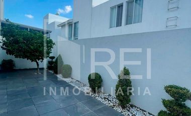 RENTA CASA AMUEBLADA EN LA CIBELA TLAJOMULCO