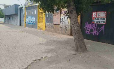 Sitio en n Alameda con Santa María