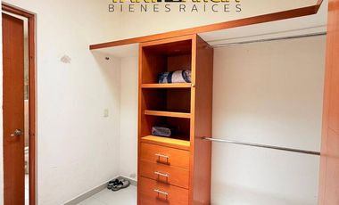Vendo Amplia Casa en Fraccionamiento Privado Los Cedros en Córdoba.