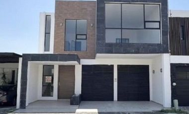 VENDO CASA CERCA DEL CORAZON DE BOCA DEL RIO