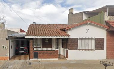 CASEROS - Casa 3 Ambientes - Mateo Echegaray 4940