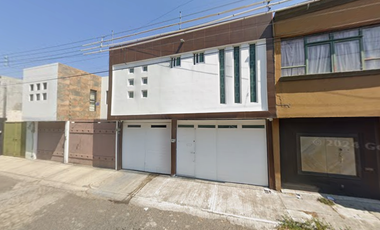 ¡¡GRAN OPORTUNIDAD DE ADQUIRIR CASA DE REMATE BANCARIO!!, (SOLO CON RECURSOS PROPIOS).