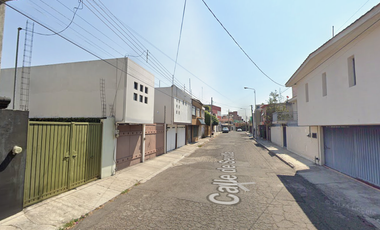 ¡¡GRAN OPORTUNIDAD DE ADQUIRIR CASA DE REMATE BANCARIO!!, (SOLO CON RECURSOS PROPIOS).