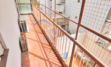 Amplio Depto. 4 Amb. con Balcón Corrido + Lavadero Indep. + 2 Toilette