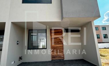 RENTA CASA ZOI SANTA ANITA TLAJOMULCO