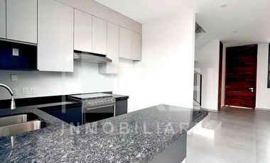 RENTA CASA ZOI SANTA ANITA TLAJOMULCO