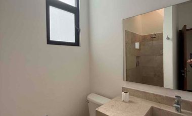 AMPLIA CASA EN VENTA