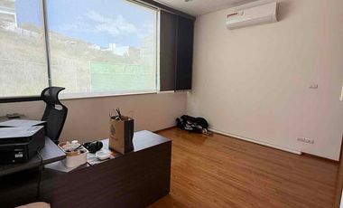 AMPLIA CASA EN VENTA