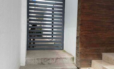 AMPLIA CASA EN VENTA