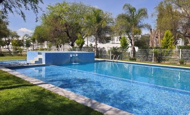 Venta de Casa al Sur de la Cd. Fracc. Mangata Residencial a 3 min de SAMS del Sur, Vigilancia las 24 hrs