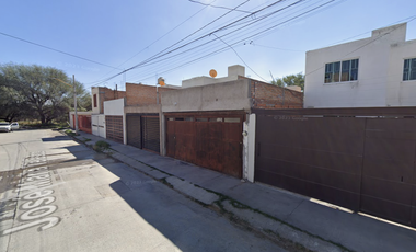 CASA EN VENTA - José María Velasco 420-a, Fraccionamiento Lomas de Santa Anita, 20164 Aguascalientes, Ags.