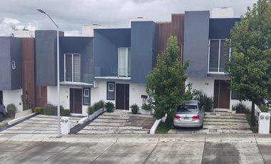 Rento Casa en Quinta Cantera Morelia