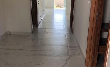 Se Renta Hermosa Casa de 4 Habitaciones Ubicada en Cluster 999 en Lomas de Angelópolis