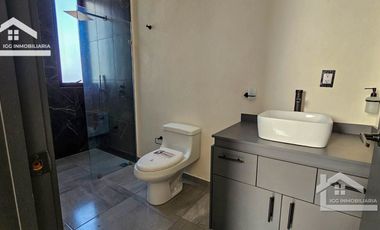 HERMOSA CASA EN FRACCIONAMIENTO ROSSO