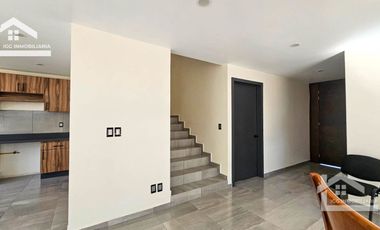 HERMOSA CASA EN FRACCIONAMIENTO ROSSO