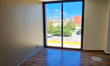 HERMOSA CASA EN FRACCIONAMIENTO ROSSO