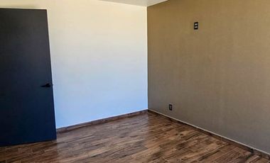 HERMOSA CASA EN FRACCIONAMIENTO ROSSO