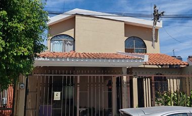 🏠 Oportunidad de Adquisición en Fraccionamiento Pirámides