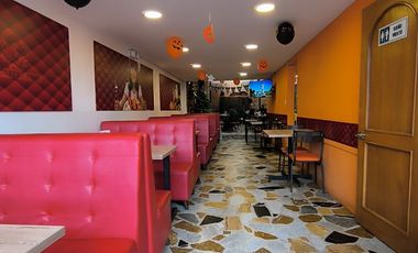 SE ARRIENDA CASA COMERCIAL