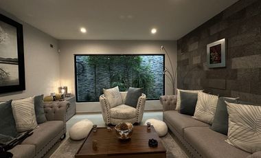 CASA EN VENTA EN CUMBRES DEL LAGO JURIQUILLA