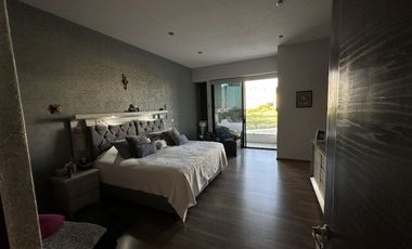 CASA EN VENTA EN CUMBRES DEL LAGO JURIQUILLA