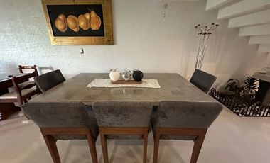 CASA EN VENTA EN CUMBRES DEL LAGO JURIQUILLA