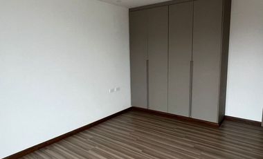 Venta de Casa, Cuenca sector los Cerezos