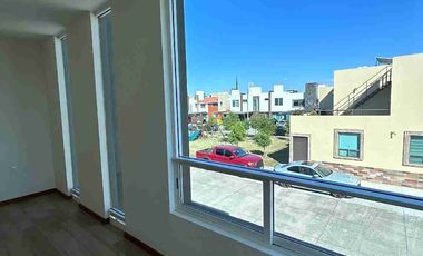 Casa En Venta con Recámara en planta baja atrás de la Pepsi