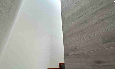 Casa En Venta con Recámara en planta baja atrás de la Pepsi