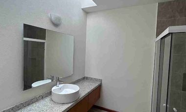 Casa En Venta con Recámara en planta baja atrás de la Pepsi