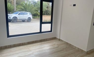 Lujosa villa en venta por estrenar  Challuabamba - Cuenca