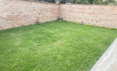 Lujosa villa en venta por estrenar  Challuabamba - Cuenca