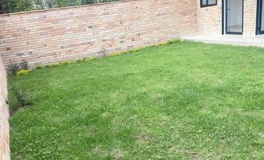 Lujosa villa en venta por estrenar  Challuabamba - Cuenca