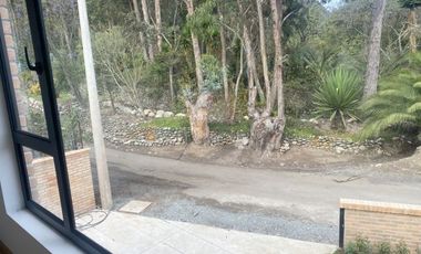 Lujosa villa en venta por estrenar  Challuabamba - Cuenca