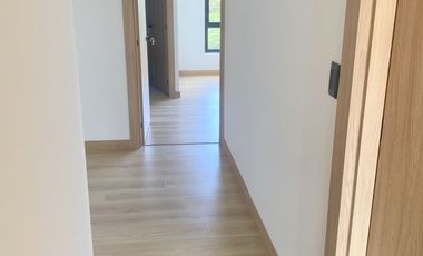 Lujosa villa en venta por estrenar  Challuabamba - Cuenca