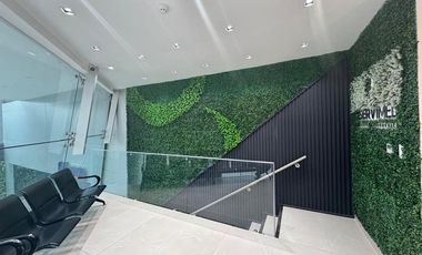 CLÍNICA EN VENTA – TORRE MÉDICA SOLARIS, FRENTE AL MALL DEL SOL.