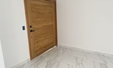 Lujosa villa en venta por estrenar Challuabamba - Cuenca