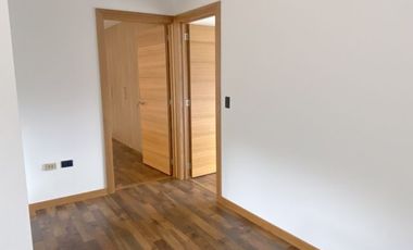 Lujosa villa en venta por estrenar Challuabamba - Cuenca