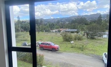 Lujosa villa en venta por estrenar Challuabamba - Cuenca