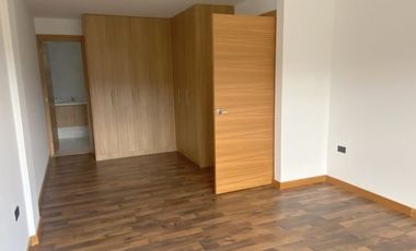 Lujosa villa en venta por estrenar Challuabamba - Cuenca