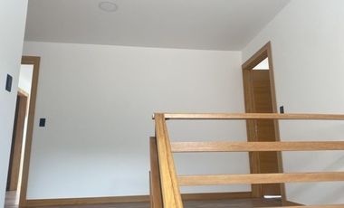 Lujosa villa en venta por estrenar Challuabamba - Cuenca