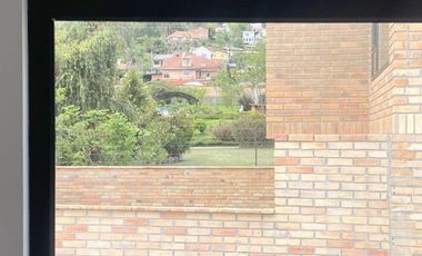 Lujosa villa en venta por estrenar Challuabamba - Cuenca