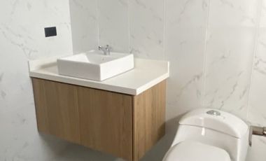 Lujosa villa en venta por estrenar Challuabamba - Cuenca