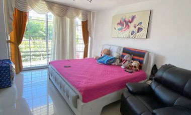 CÓD. 1311. CASA DE DOS PISOS A LA VENTA EN LA ZONA NORTE DE VALLEDUPAR.