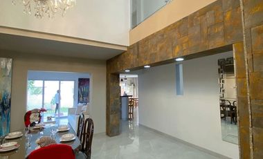 CÓD. 1312. CASA DE DOS PISOS EN SECTOR DE LA PEDREGOSA EN VALLEDUPAR.