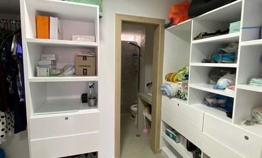 CÓD. 1312. CASA DE DOS PISOS EN SECTOR DE LA PEDREGOSA EN VALLEDUPAR.