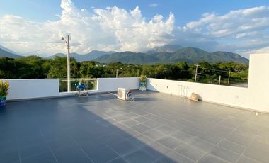 CÓD. 1312. CASA DE DOS PISOS EN SECTOR DE LA PEDREGOSA EN VALLEDUPAR.