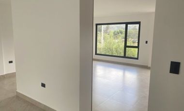 Lujosa villa en venta por estrenar Challuabamba - Panamericacna Norte - Cuenca