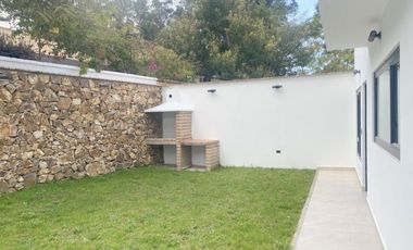 Lujosa villa en venta por estrenar Challuabamba - Panamericacna Norte - Cuenca