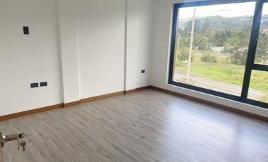 Lujosa villa en venta por estrenar Challuabamba - Panamericacna Norte - Cuenca